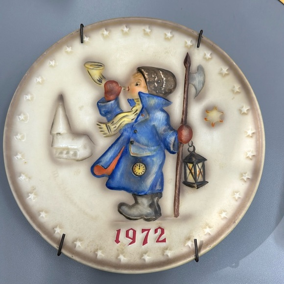 Vintage Annual M.J. Hummel Plate 1972 Goebel - Picture 1 of 2